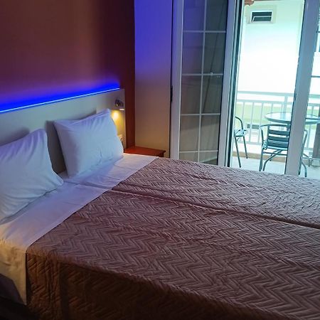 Oasis Blue Inn เลปโตการายา ภายนอก รูปภาพ