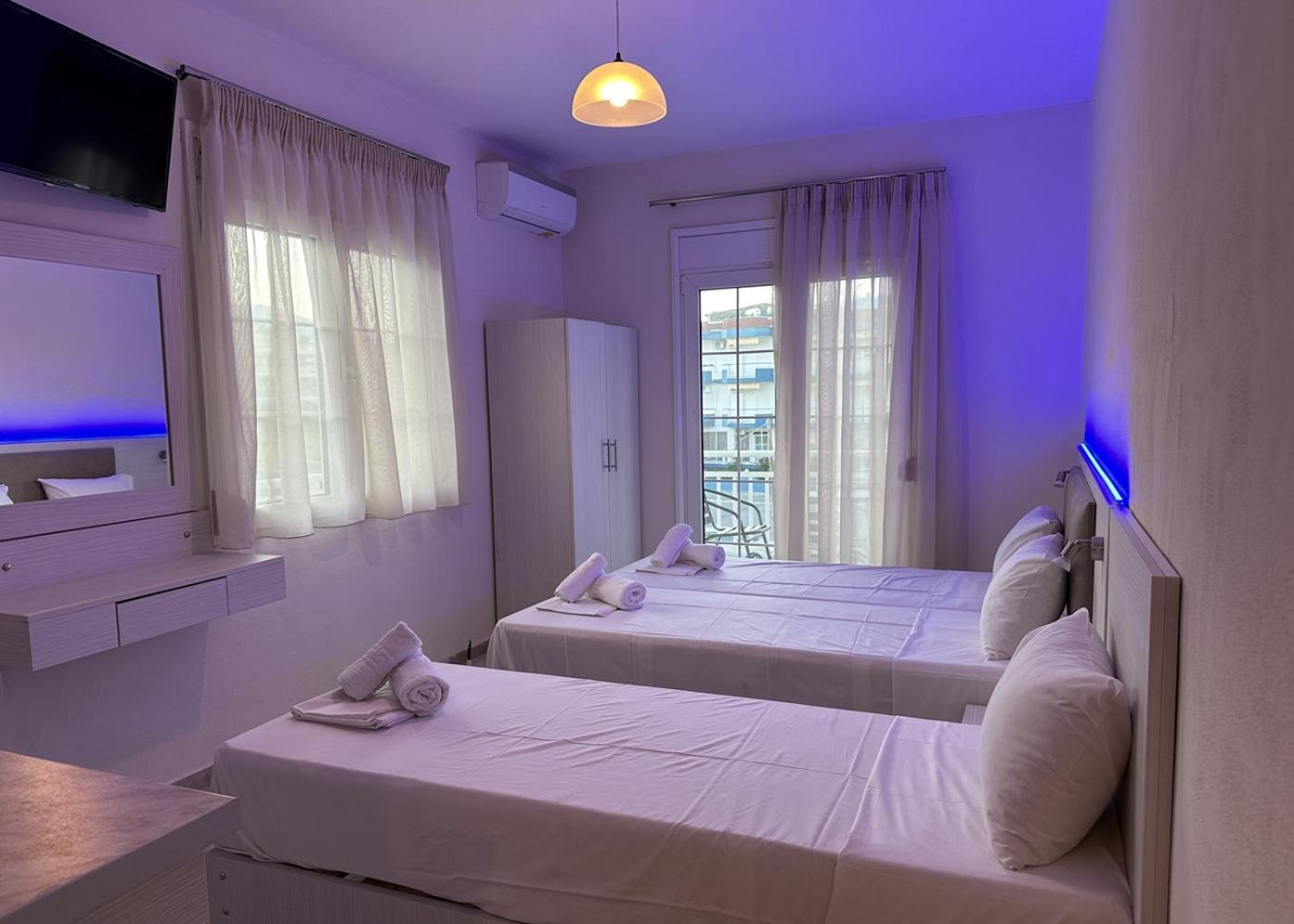 Oasis Blue Inn เลปโตการายา ภายนอก รูปภาพ