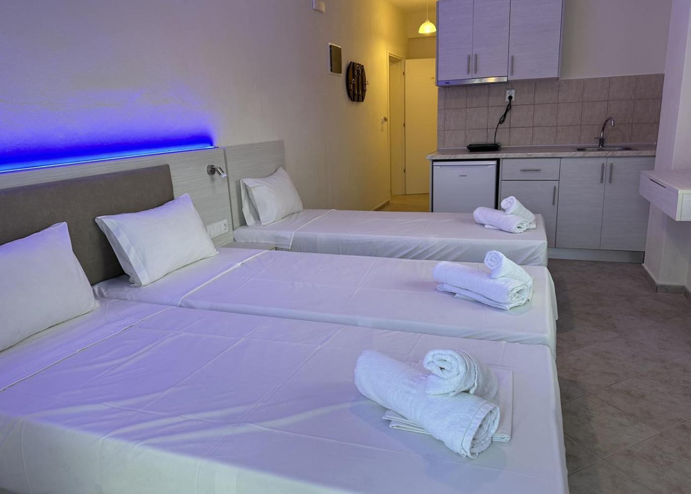 Oasis Blue Inn เลปโตการายา ภายนอก รูปภาพ