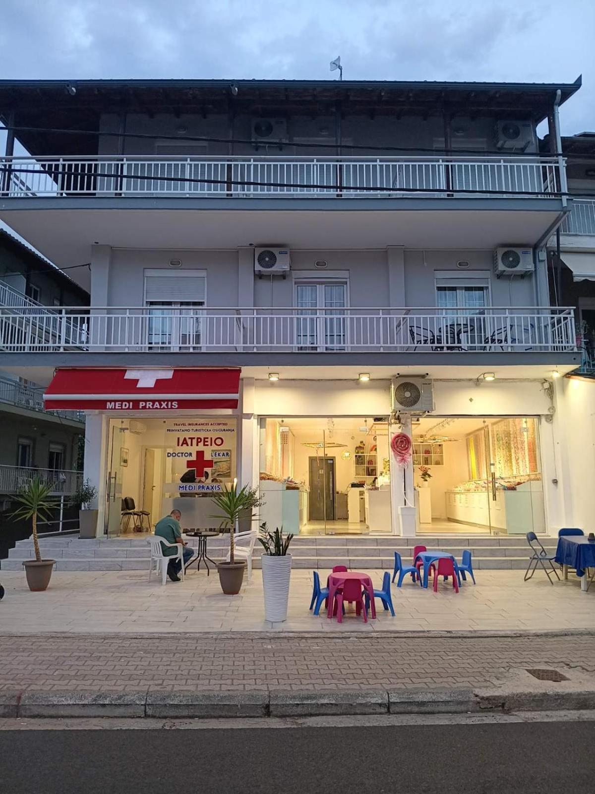 Oasis Blue Inn เลปโตการายา ภายนอก รูปภาพ